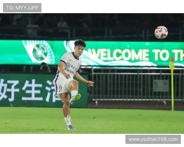 津门虎球员王献钧遭撞掉两颗门牙 杨帆因伤需缝针送医